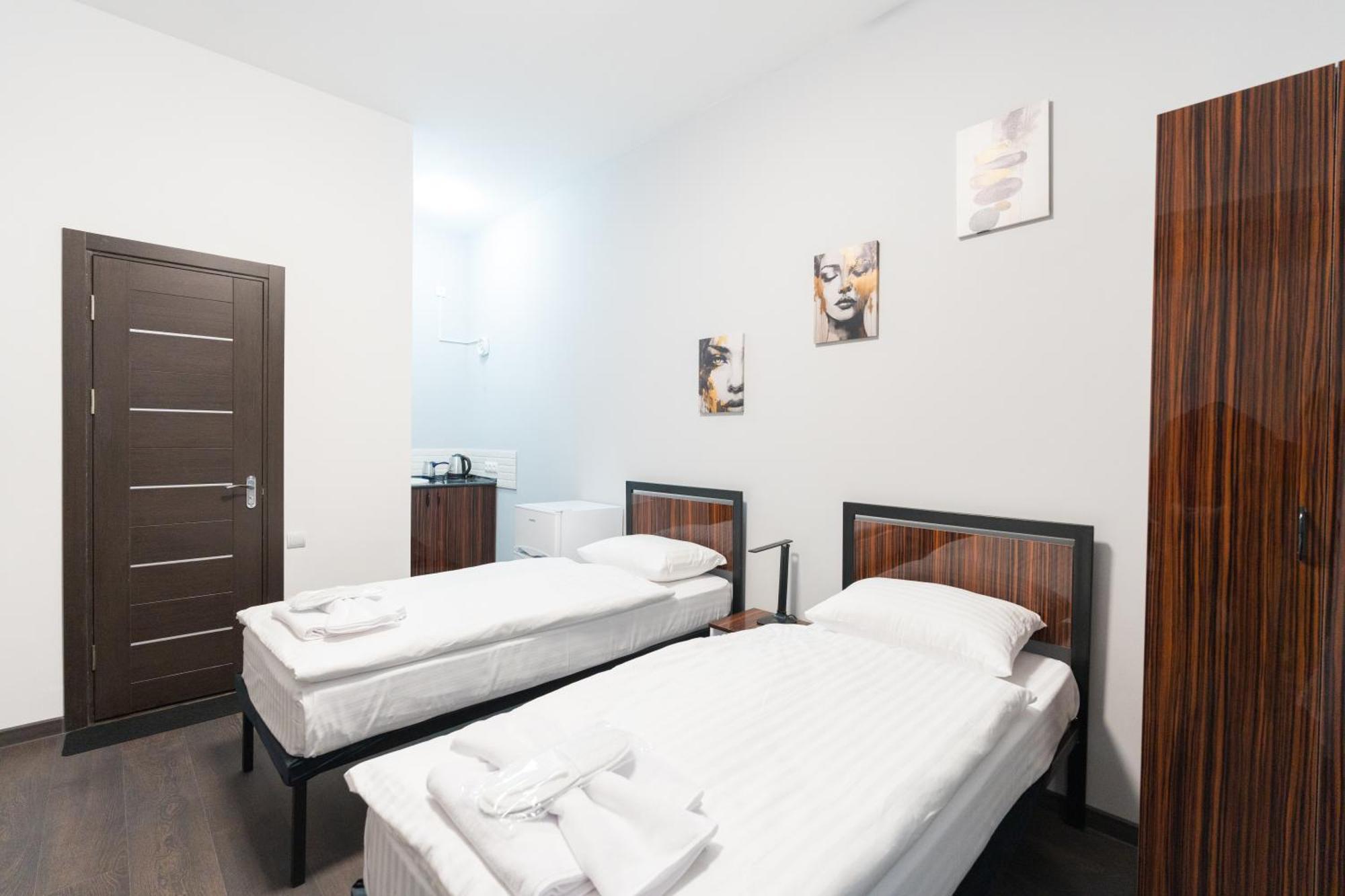 Gh Family Hotel Ереван Екстериор снимка